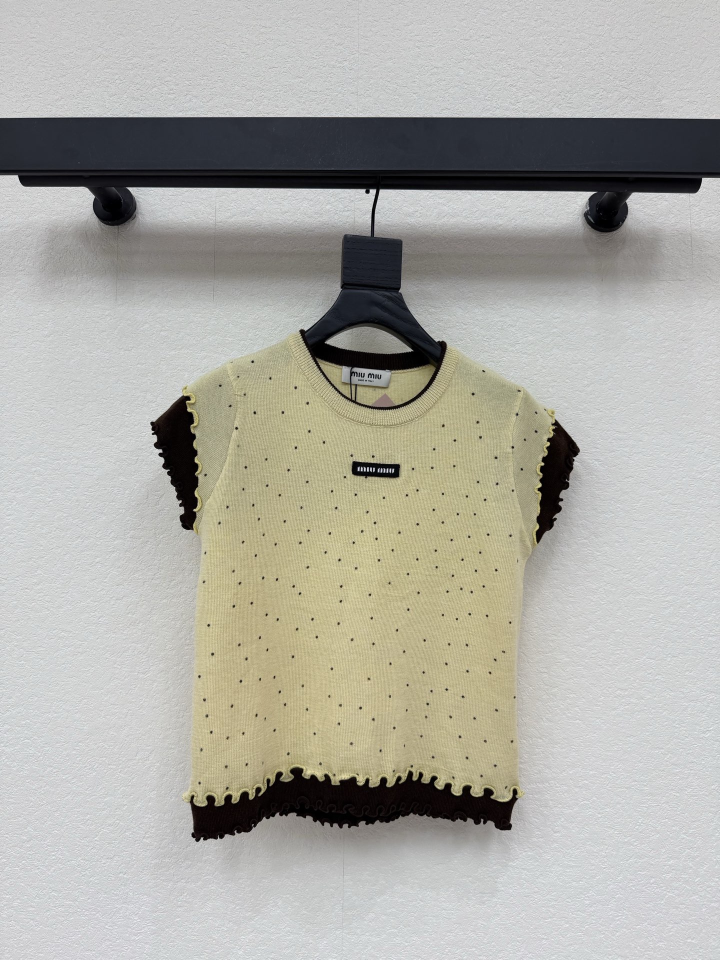 Women's short sleeves